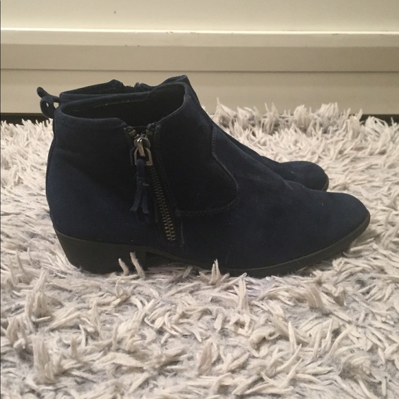 ANKLE BOOTIES - Picture 2 of 4